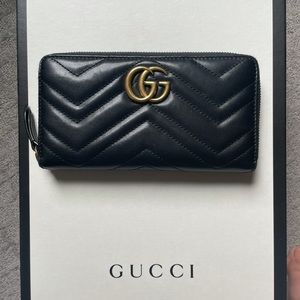 Authentic gucci wallet